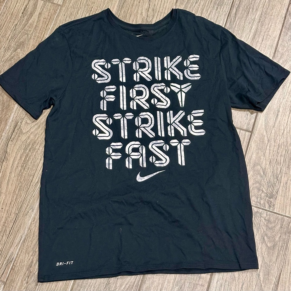 Nike Dri Fit Tshirt